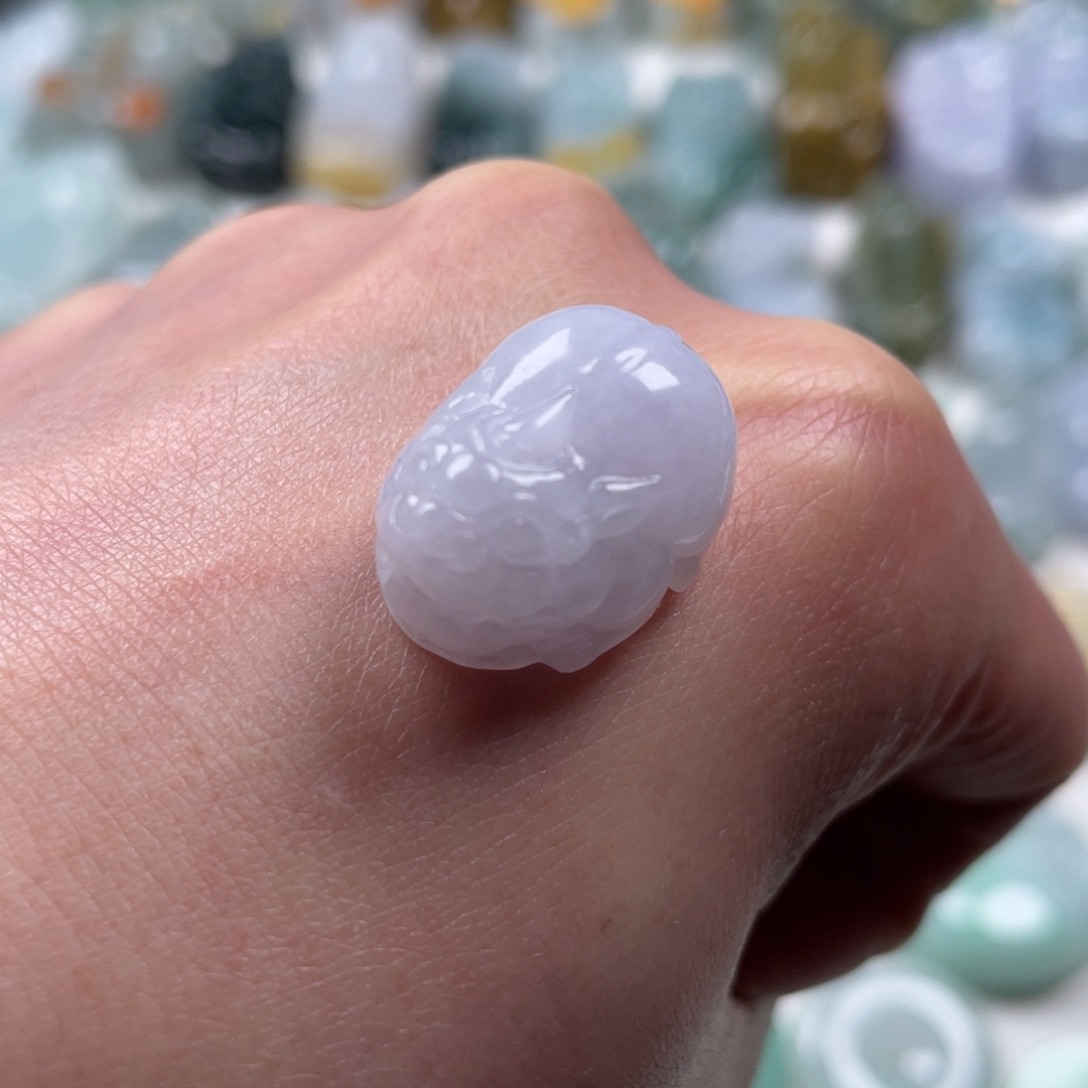 翡翠吊坠(赠链)未镶嵌