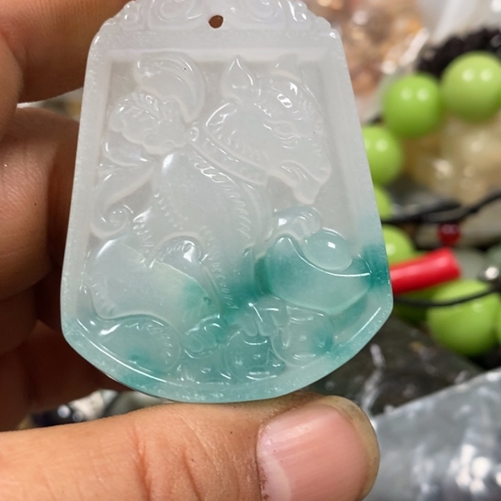 滴血莲花菩提吊坠