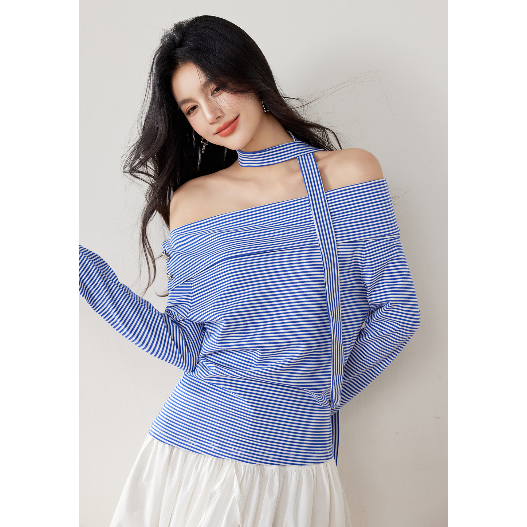 已出货#蓝色条纹设计感小众长袖T恤女春秋高级感一字肩