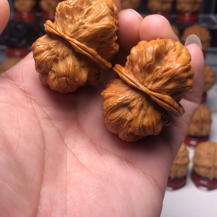 文玩核桃吊坠6盘石鬼脸