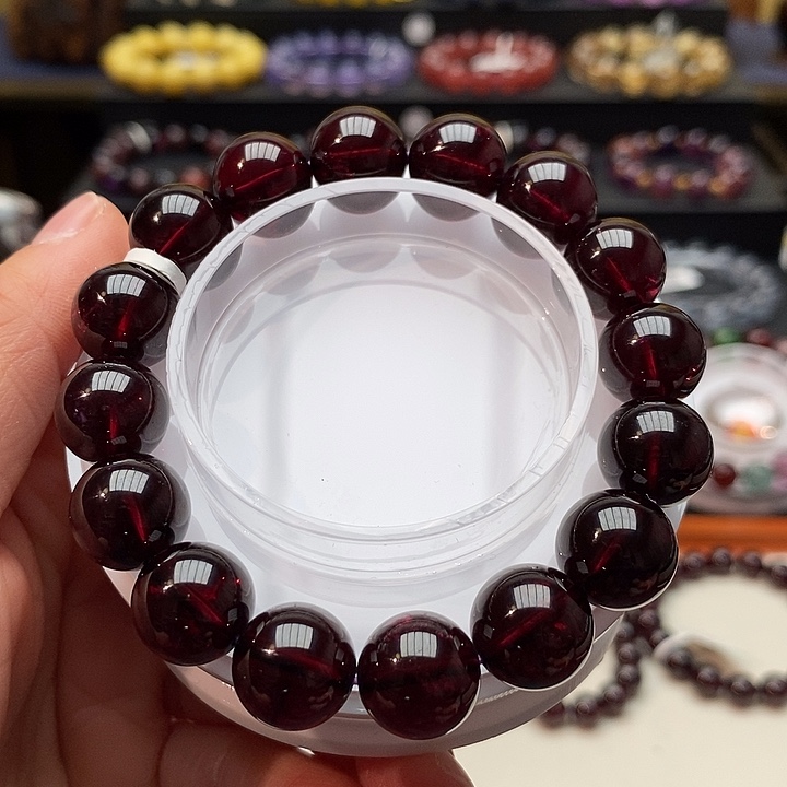 石榴石手链未镶嵌