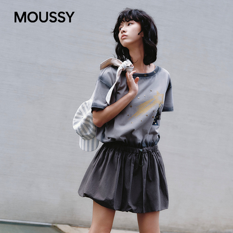MOUSSY 潦草小狗系列2026夏季新品拼接短袖连衣裙女028JSZ01-1015