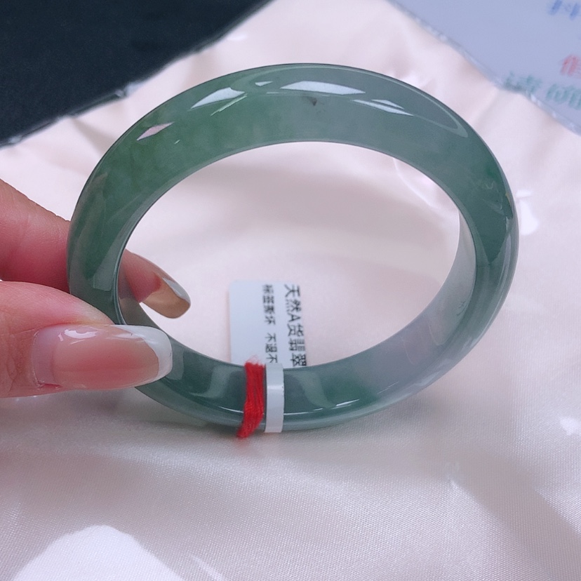 【闪购商品】未镶嵌手镯翡翠56