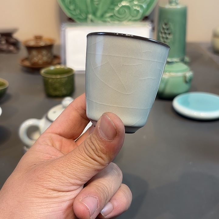 瓷片龙泉青瓷福利青瓷