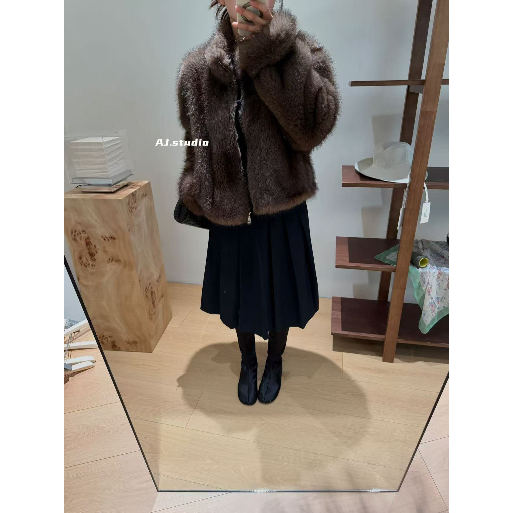 AJ（1aj95718#）环保毛毛- 颜色超漂亮保暖外套 12-19