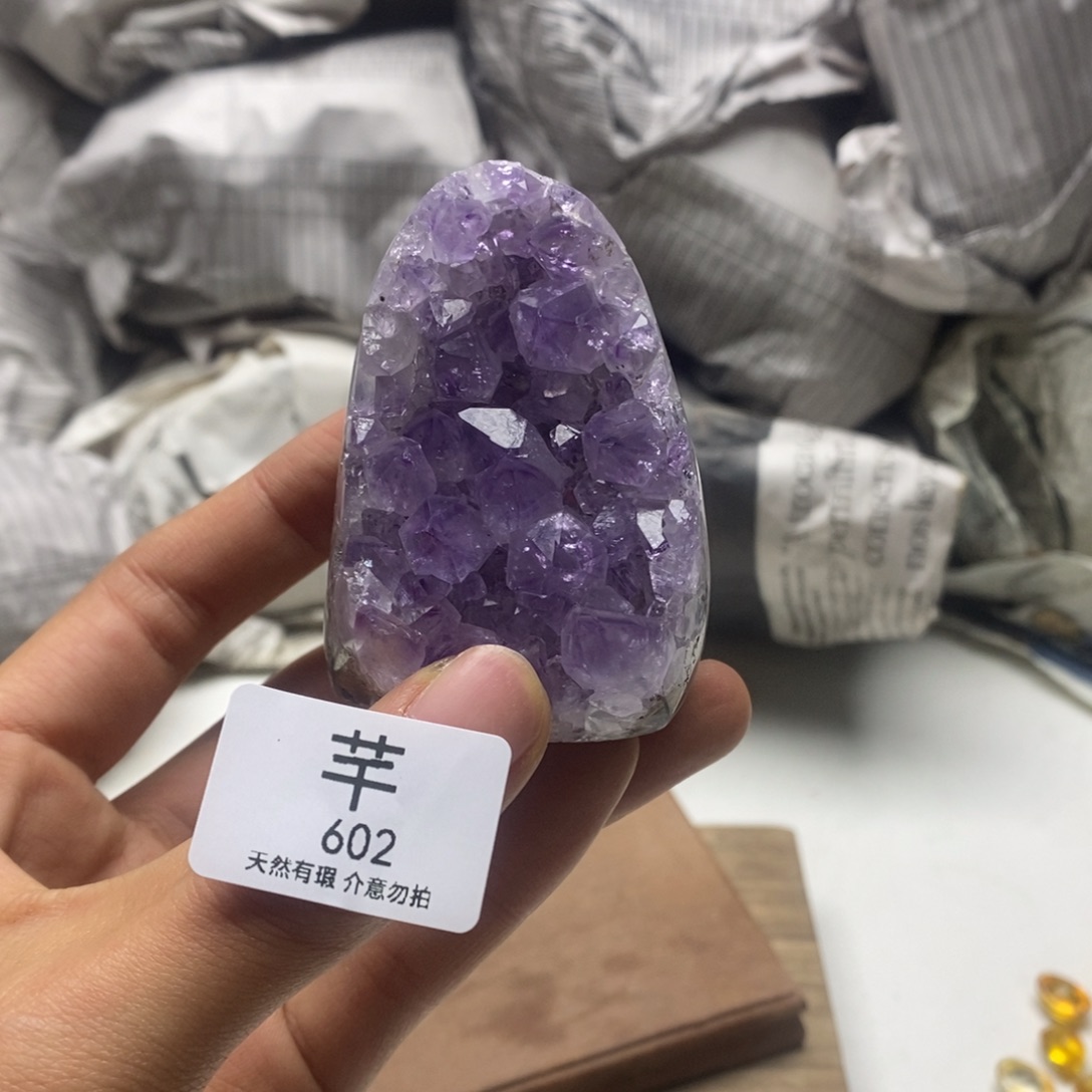 未镶嵌珠宝半成品水晶