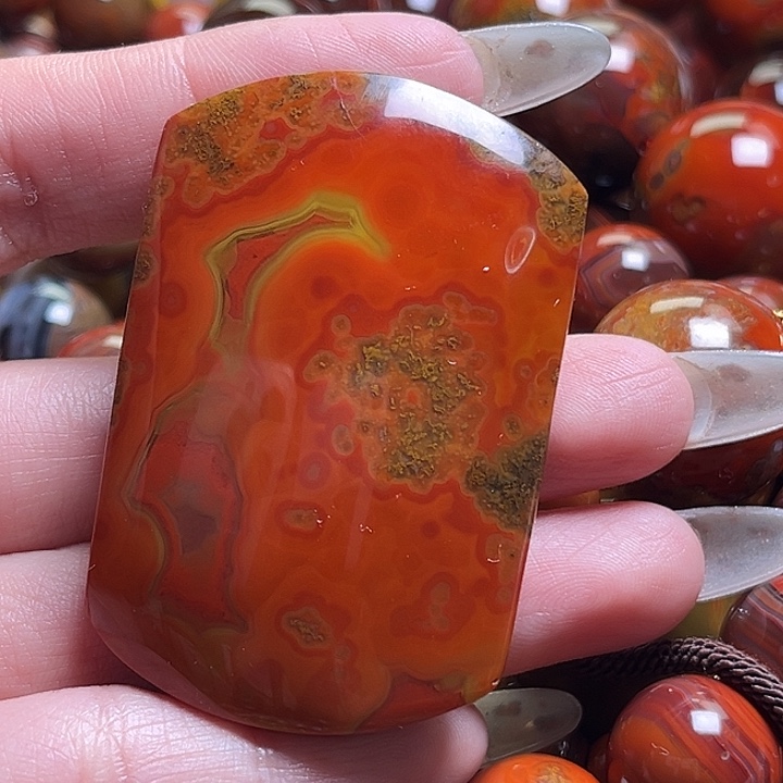 玛瑙/玉髓未镶嵌吊坠