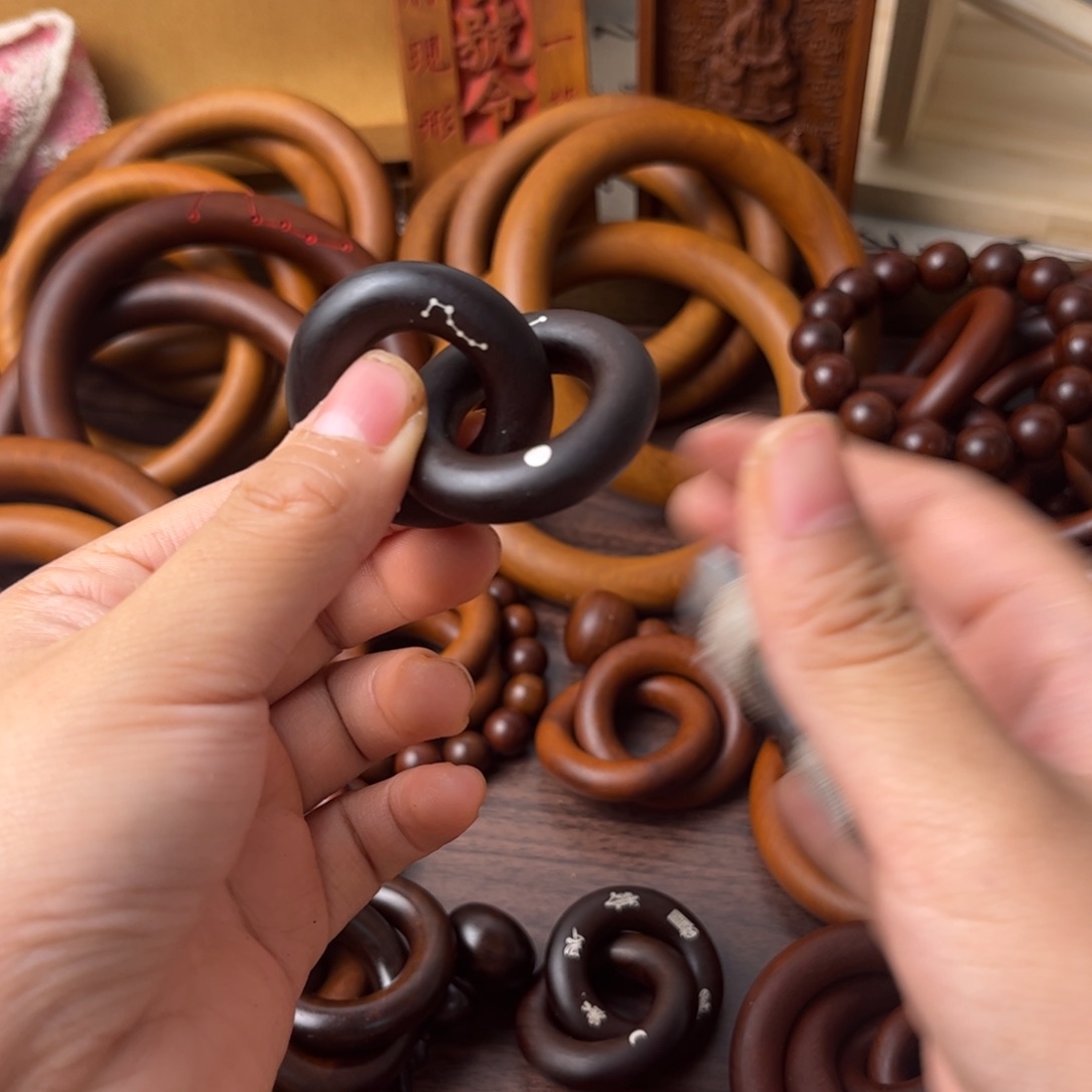 雨***源手串/手链橄榄核乾坤圈20镶银