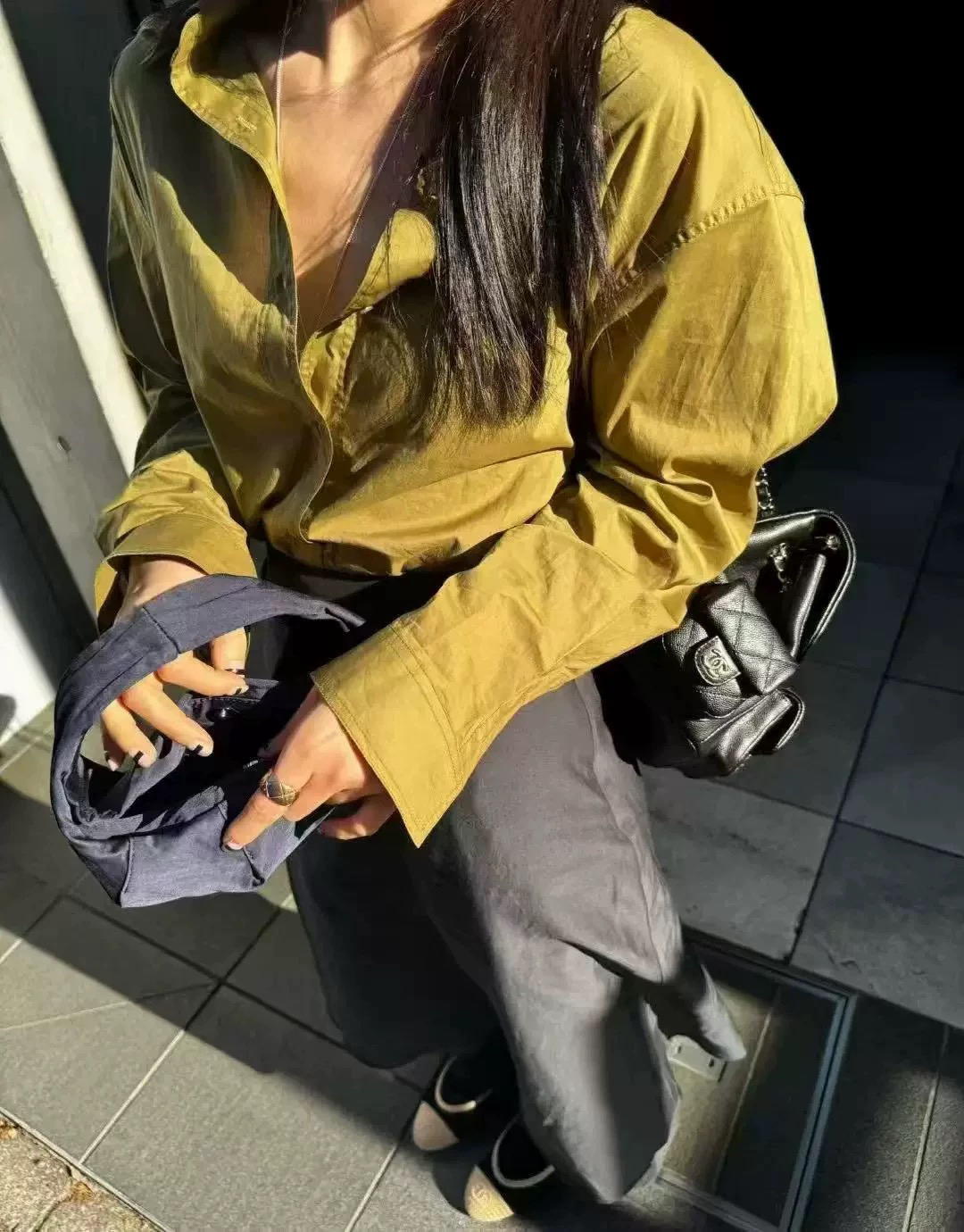 现韩国代东大门女2025春季向日葵欧尼同款洋气翻领宽松长袖衬衫