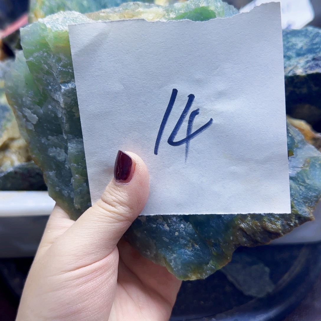 斌***蛇纹石玉未镶嵌原石