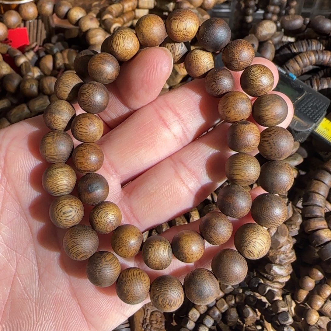 沉香碎屑沉香/金沙叶圆珠1.0