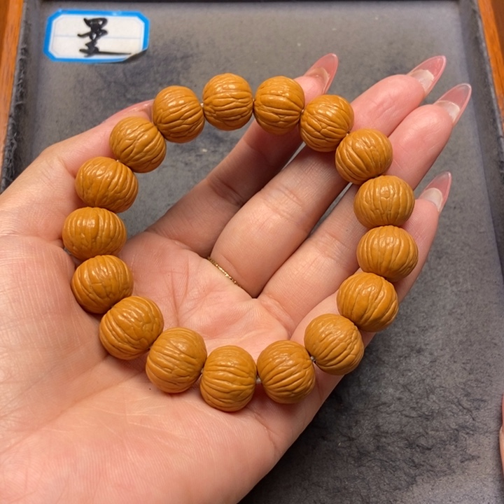 猴头核桃吊坠菩提