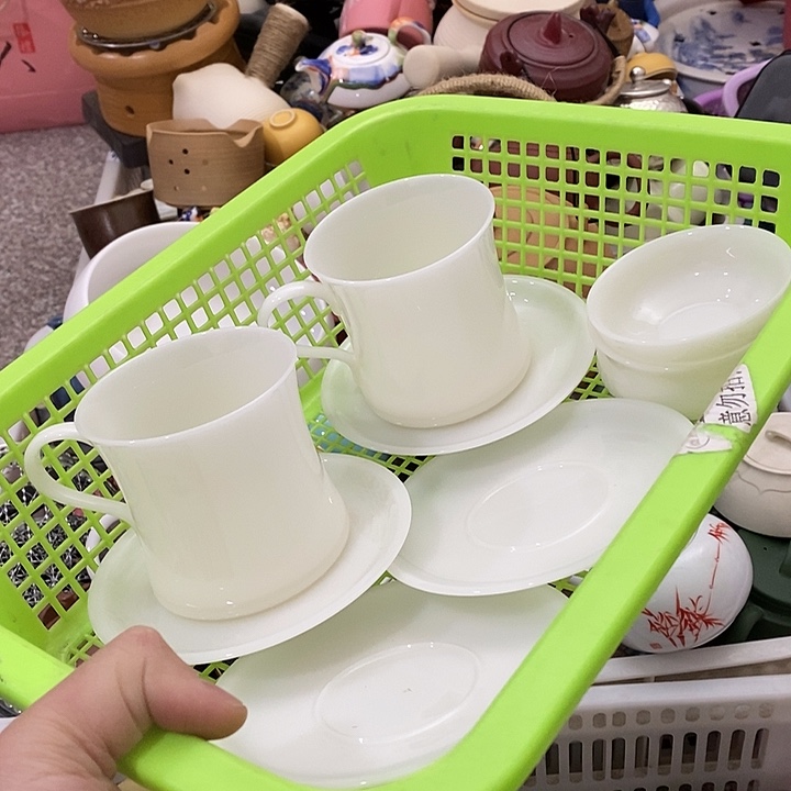 月***牙陶瓷艺术品及陶瓷制品