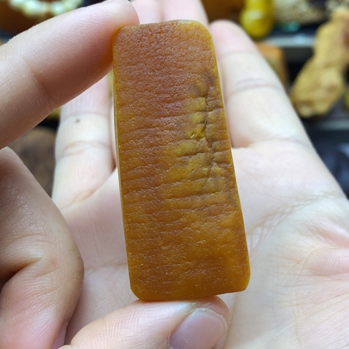 定制琥珀未镶嵌蜜蜡定制