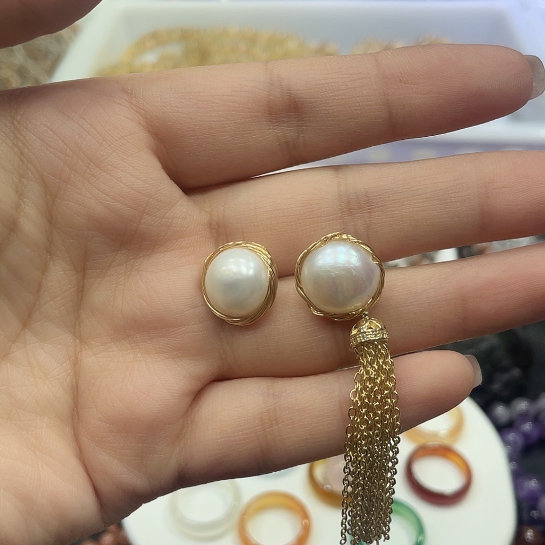 耳饰合金淡水珍珠冷白光极光炫彩光无核馒头珠