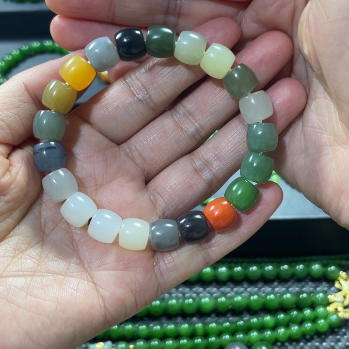 和田玉手链未镶嵌