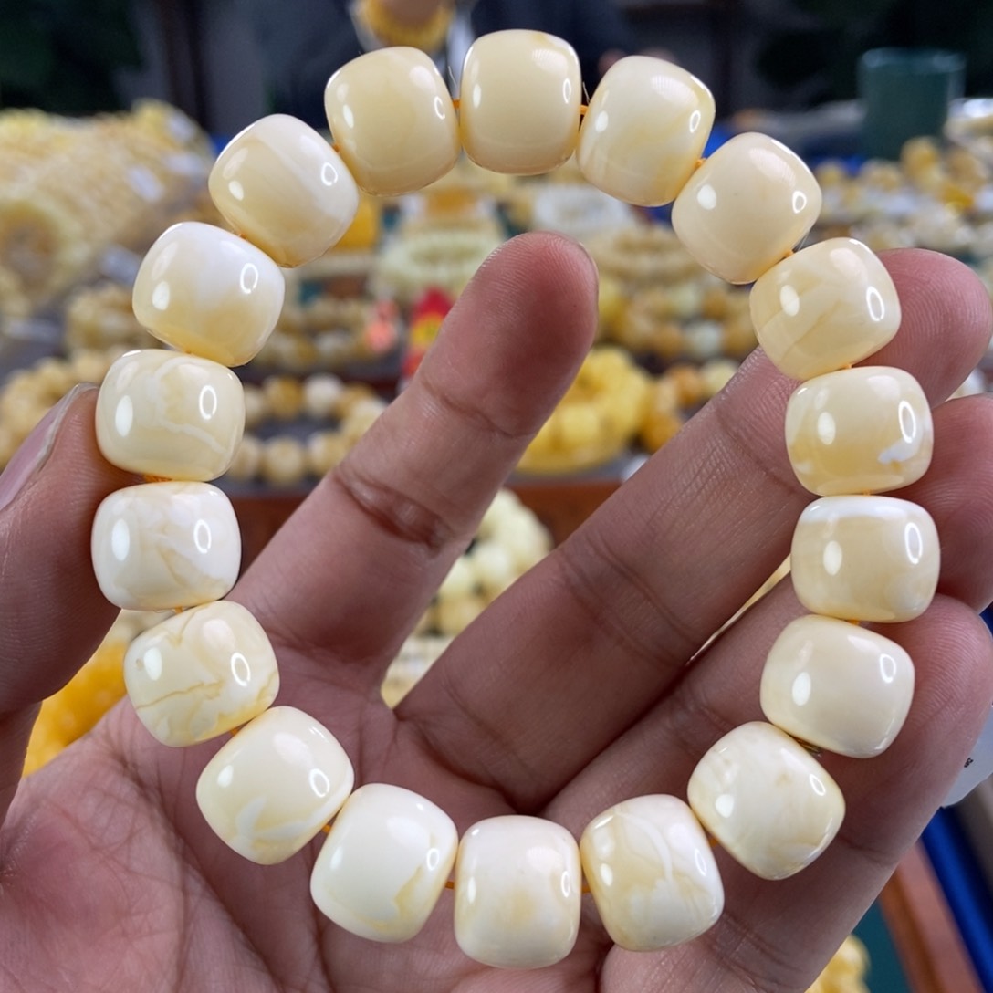 琥珀珠宝奇石未镶嵌13+白蜡老型手串26.22