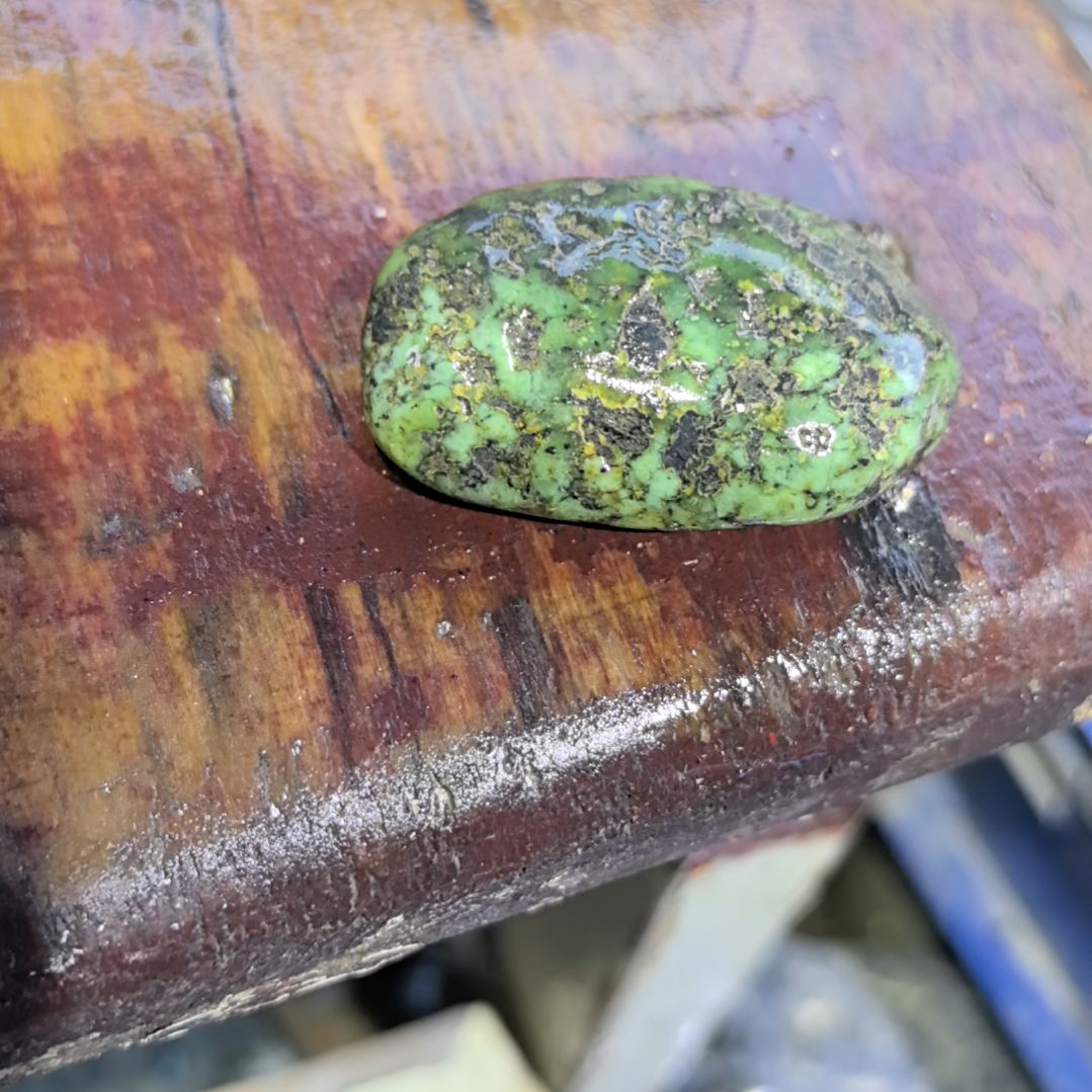 监***平藏玉药王石原石一个摆件