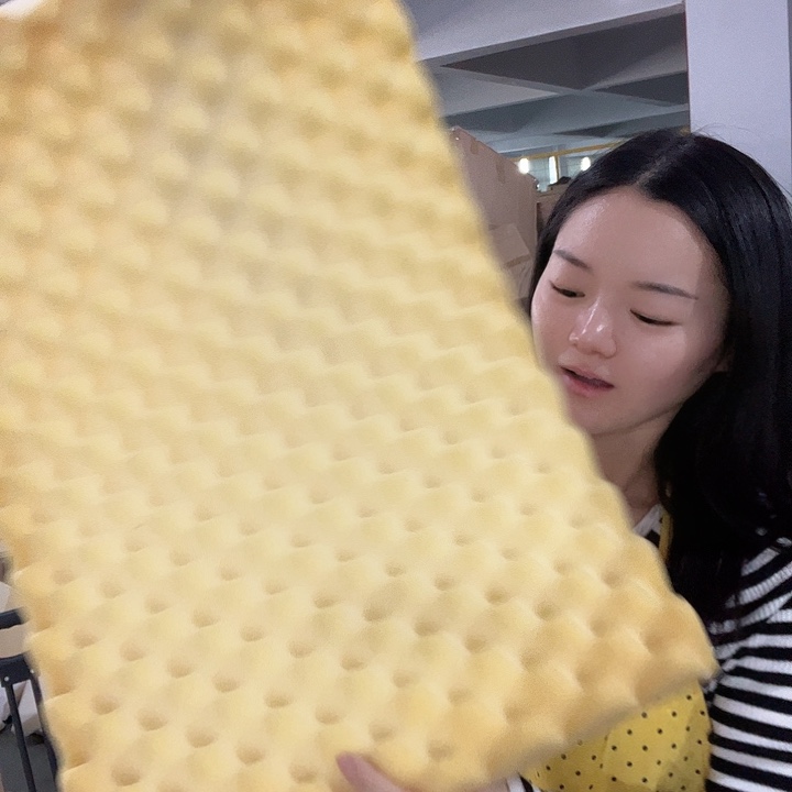 按摩垫子啦啦。78啦啦啦