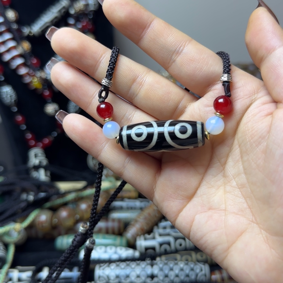 玛瑙/玉髓合金颈饰