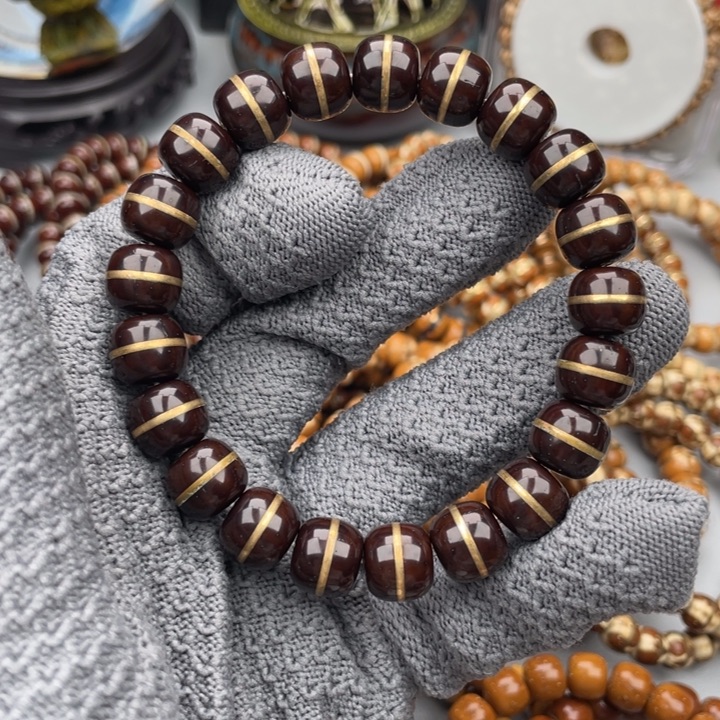 紫金鼠手串y***h紫金鼠一线天二代33