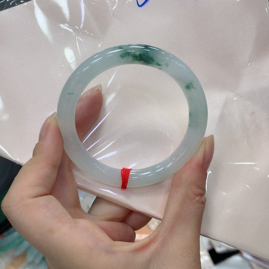 翡翠手镯未镶嵌买断