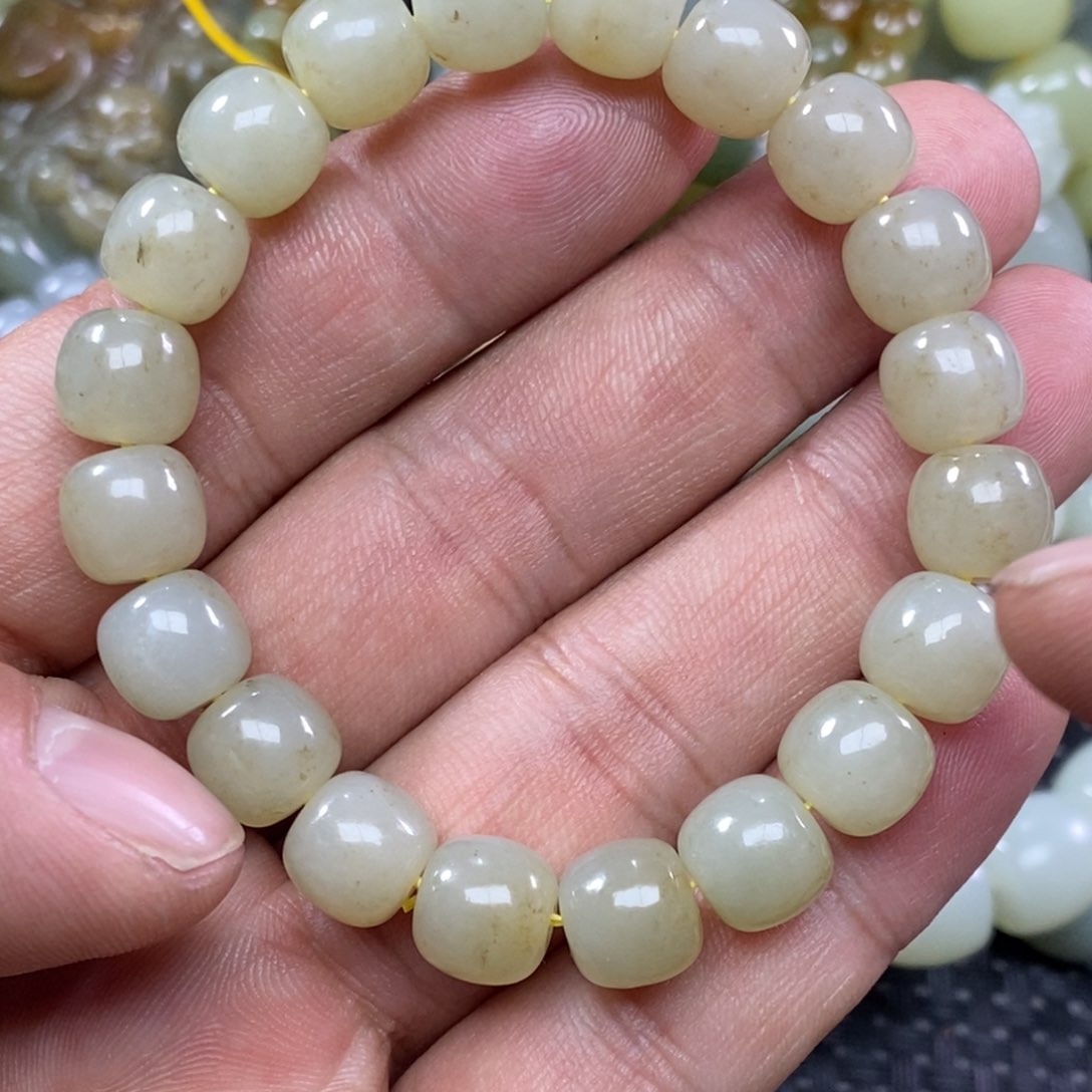 和田玉手链未镶嵌