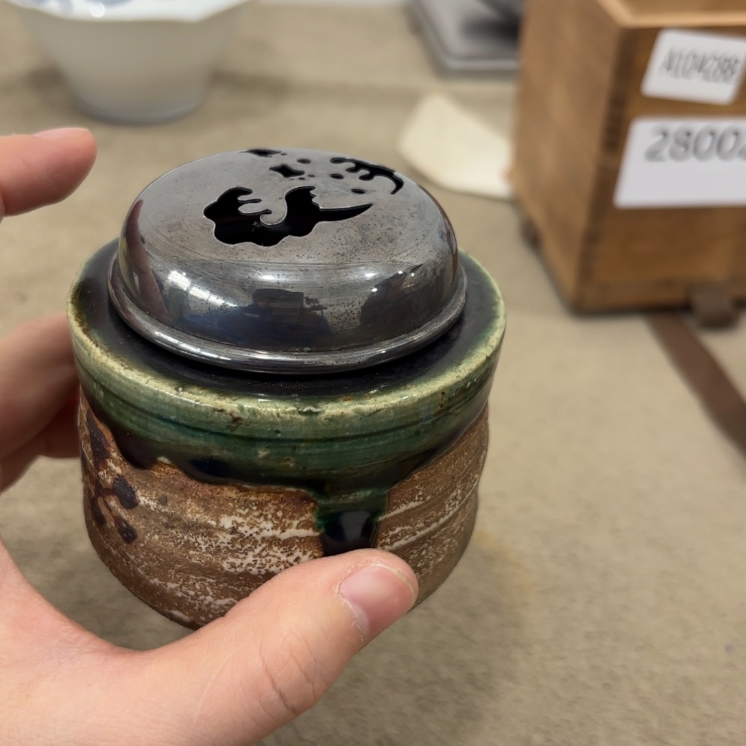 瓷片非常好看漂亮的物品 