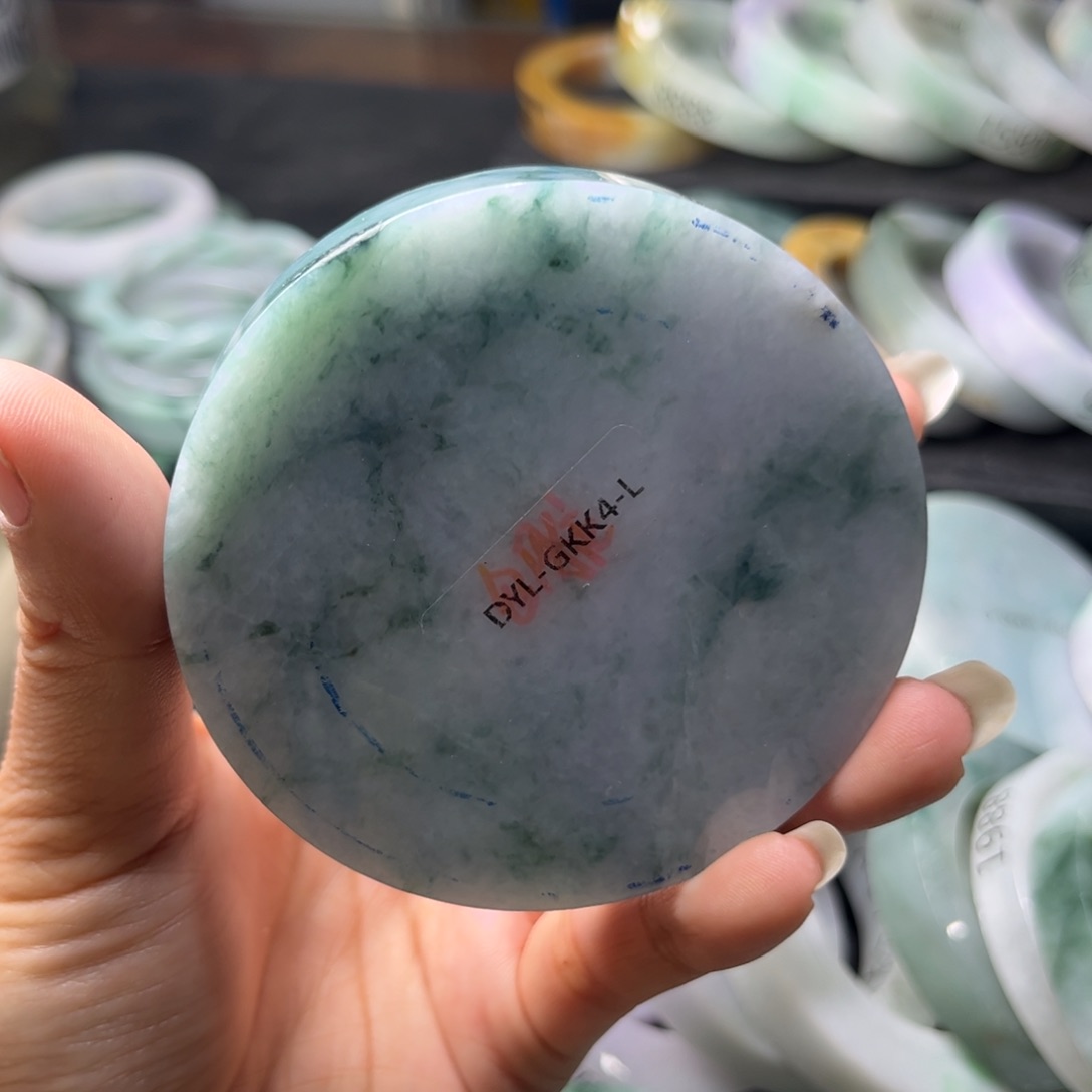 定制翡翠手镯未镶嵌