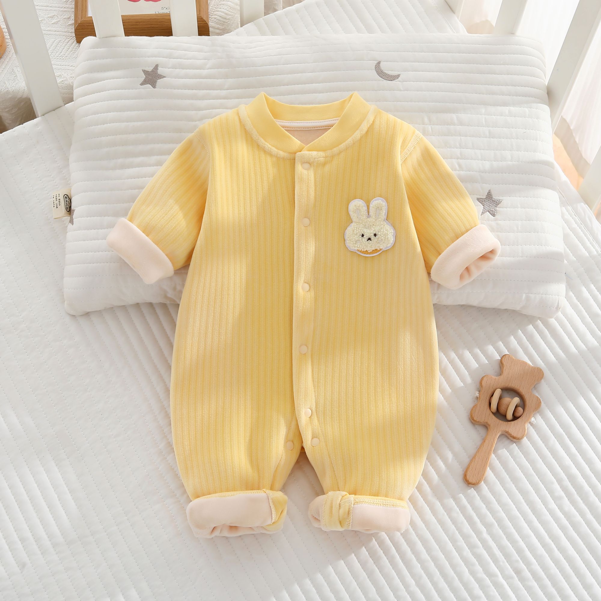 宝宝秋冬哈衣爬服婴儿灯芯绒连体衣秋冬季春秋加绒棉衣