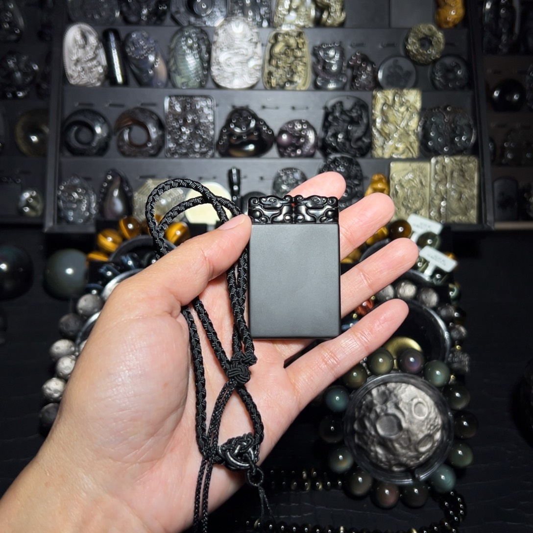 C***G黑曜岩未镶嵌颈饰