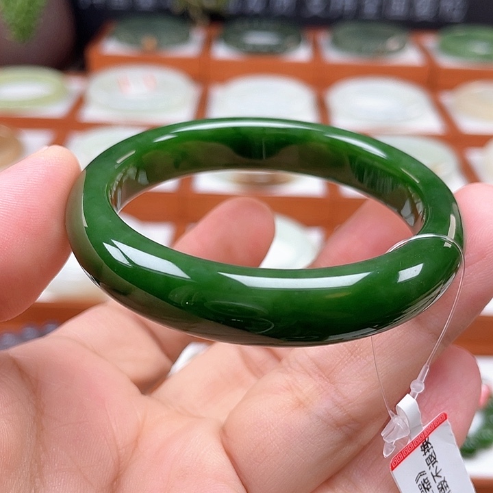 和***玉和田玉（碧玉）手镯未镶嵌