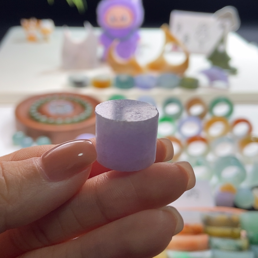 未镶嵌定制翡翠桶珠需要包容