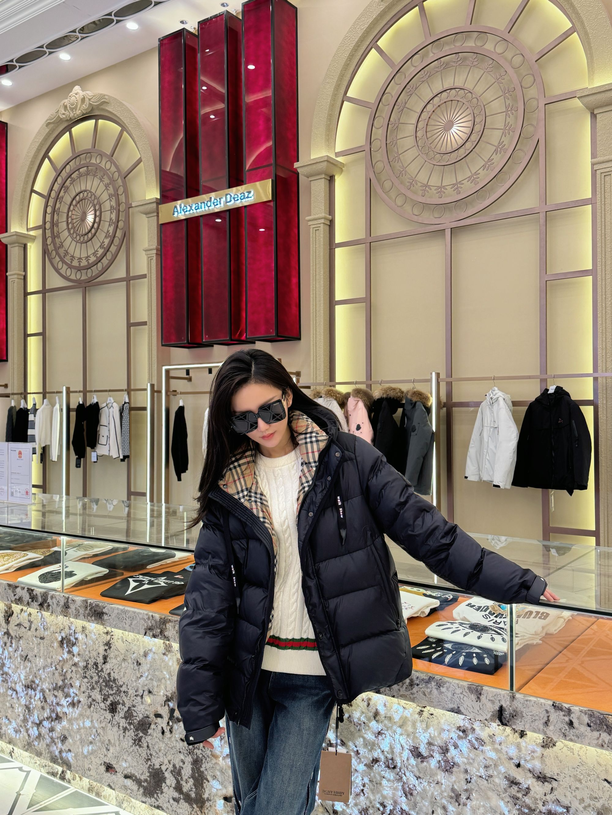 2025 冬季上新重磅设计可双面穿情侣连帽绒外套W5009【YT】