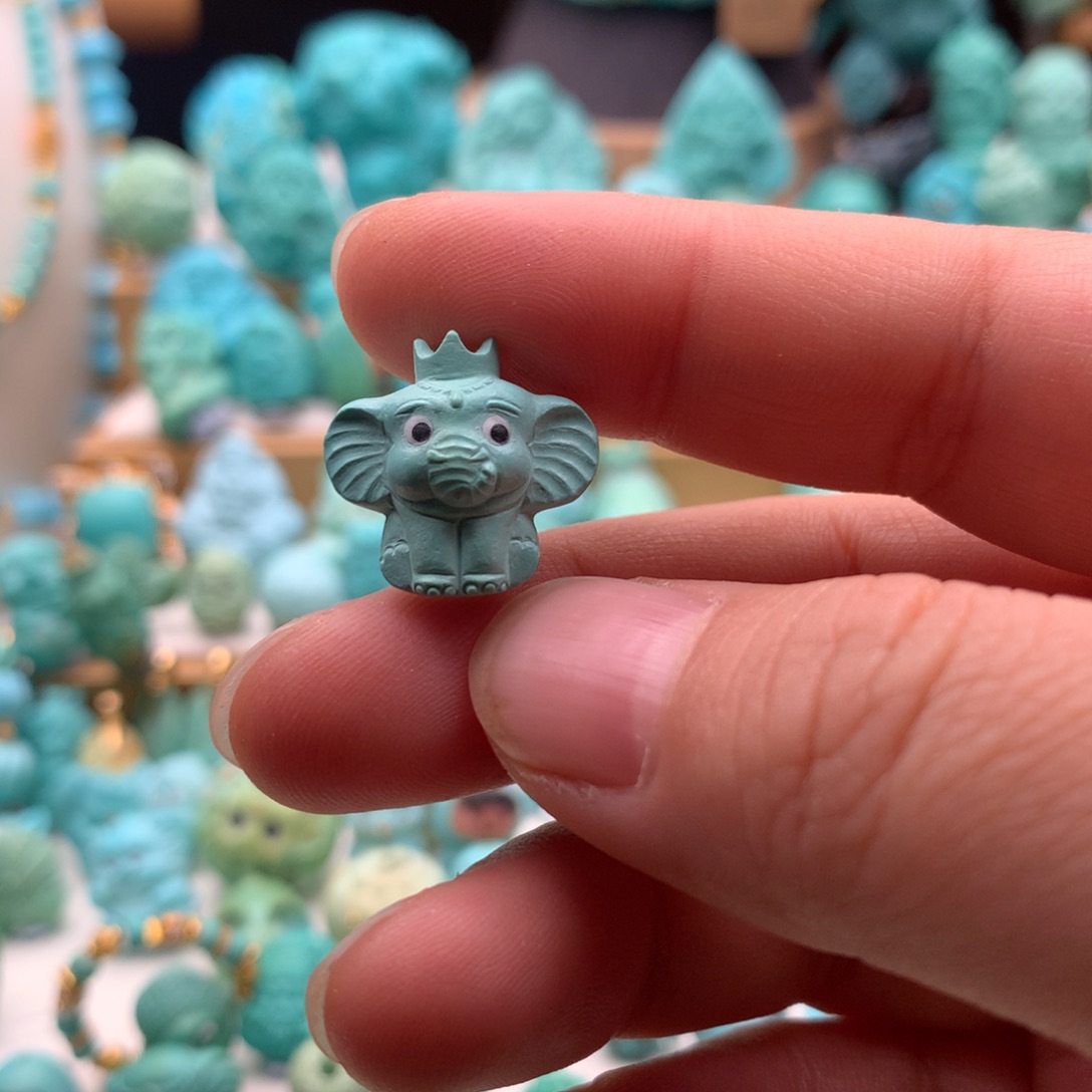 绿松石颈饰未镶嵌青****我