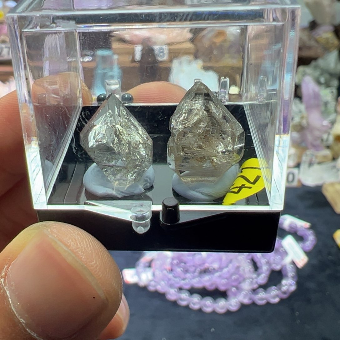 未镶嵌水晶珠宝半成品