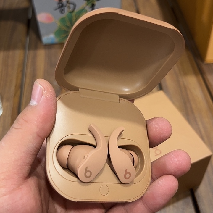 蓝牙耳机棕色 茶具茶具
