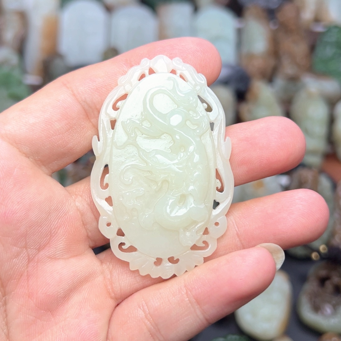 和田玉未镶嵌挂件