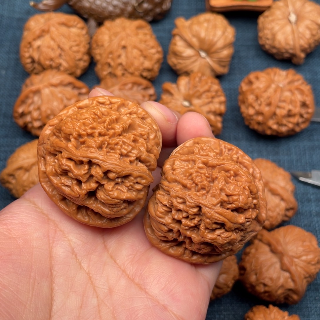 光***苒把件文玩核桃45全品粗筋