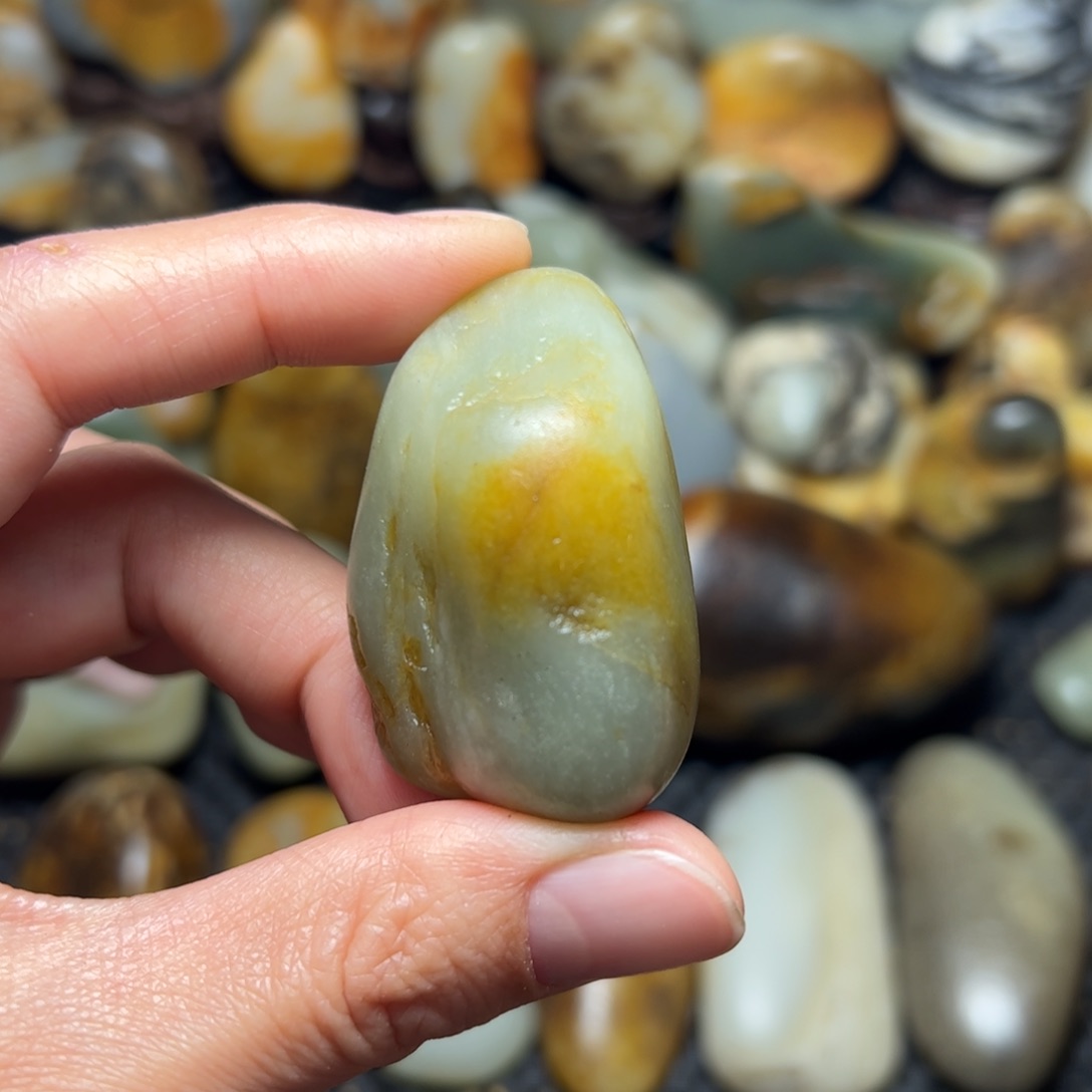 和田玉（青玉）A34未镶嵌