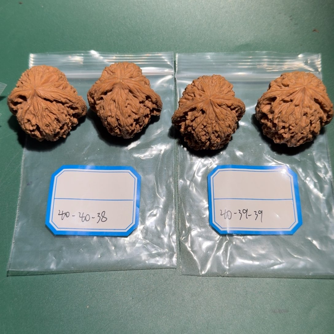 文玩核桃吊坠南疆23