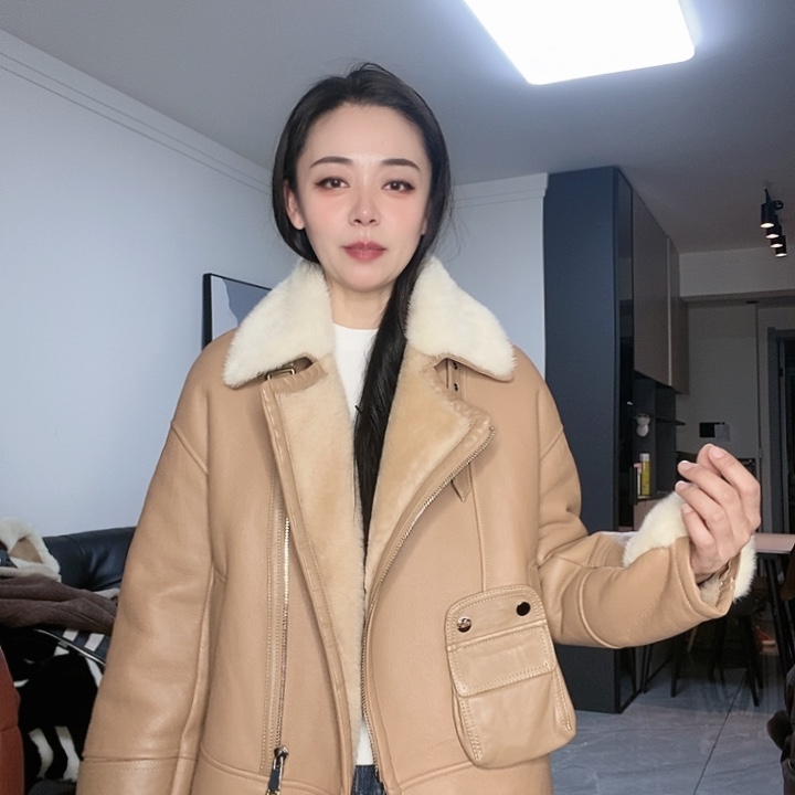 绵羊皮配貂M120，L130，拍下备注尺码