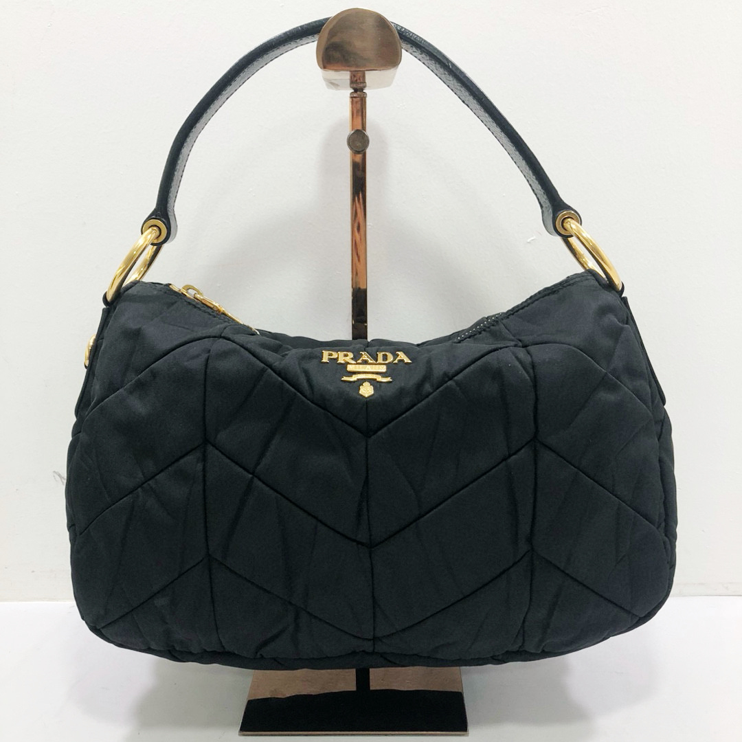 95新 Prada/普拉达 普拉达黑金降落伞材质褶皱云朵包