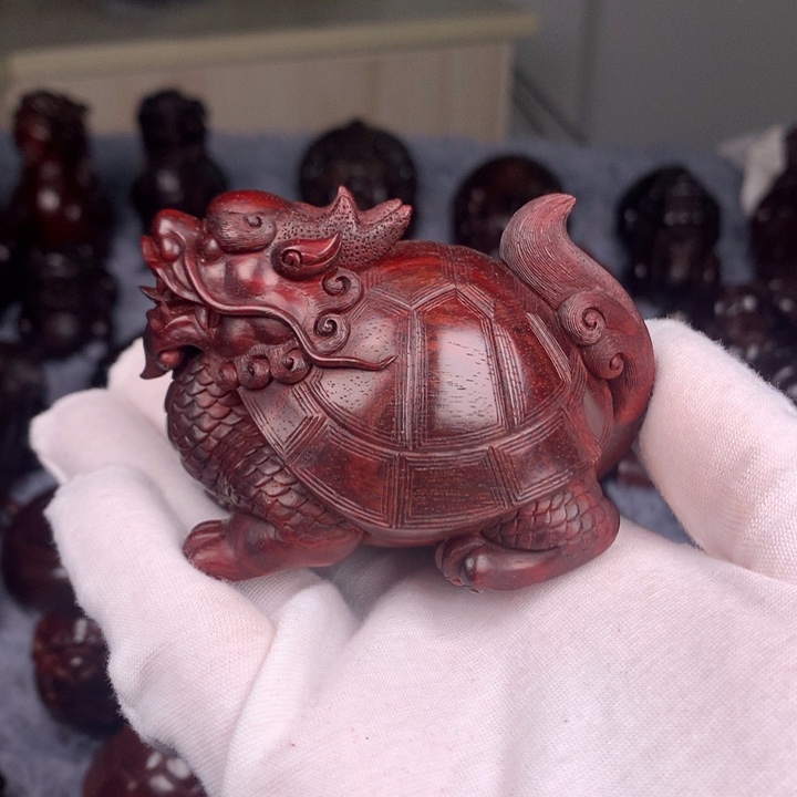 檀香紫檀（小叶紫檀）啸**霜