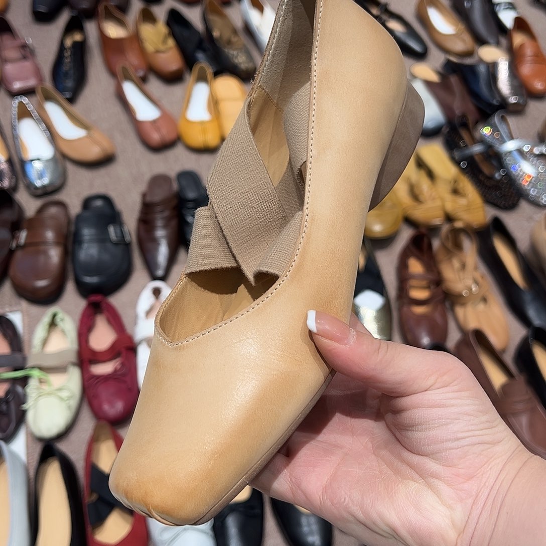 包头凉鞋福利马皮2.5跟高