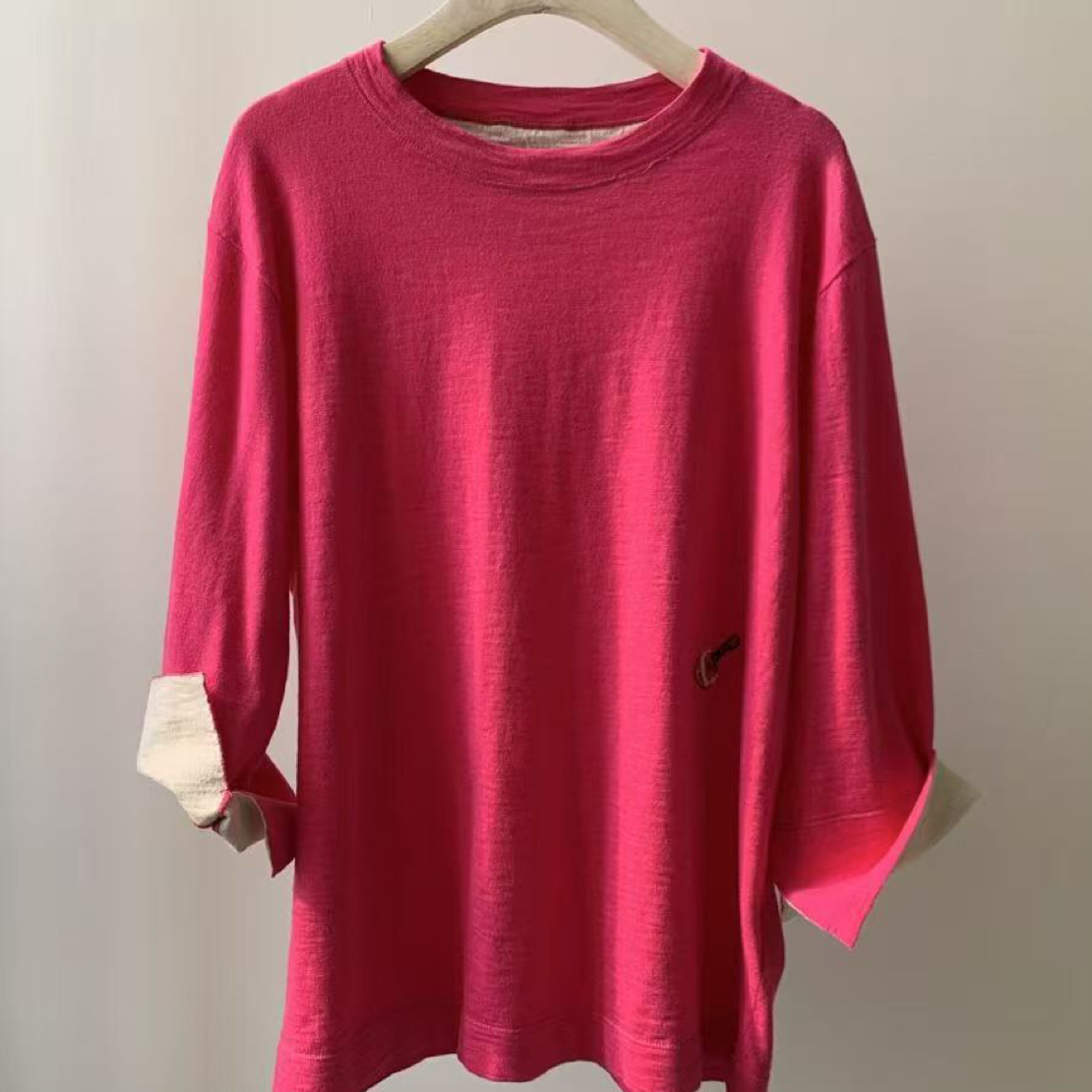 绣花针织棉七分袖圆领上衣