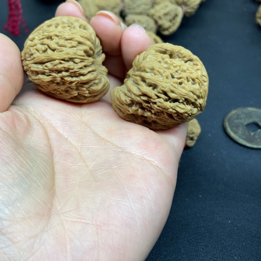 文玩核桃吊坠小**爱可口可乐