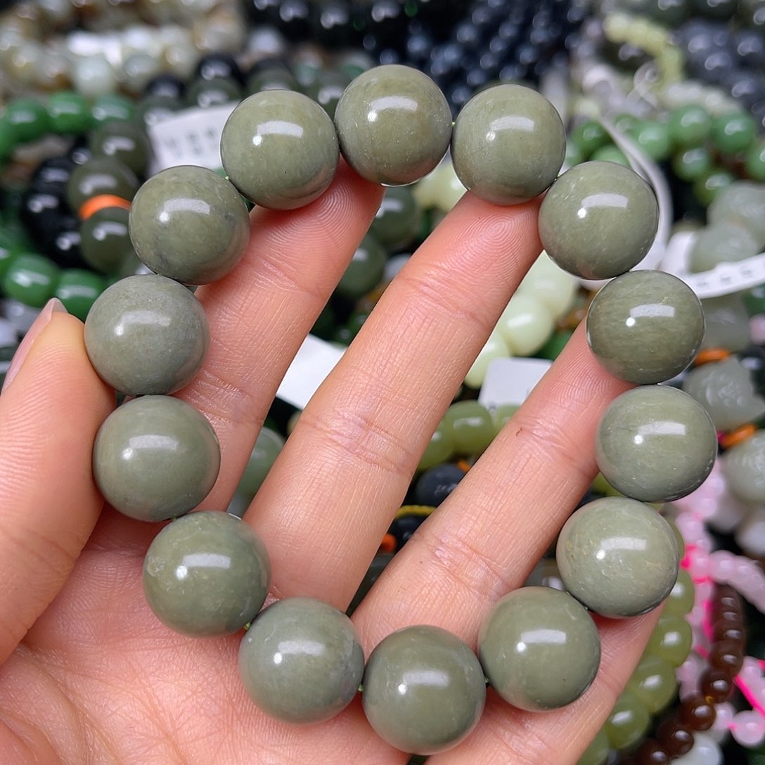 和田玉未镶嵌手链