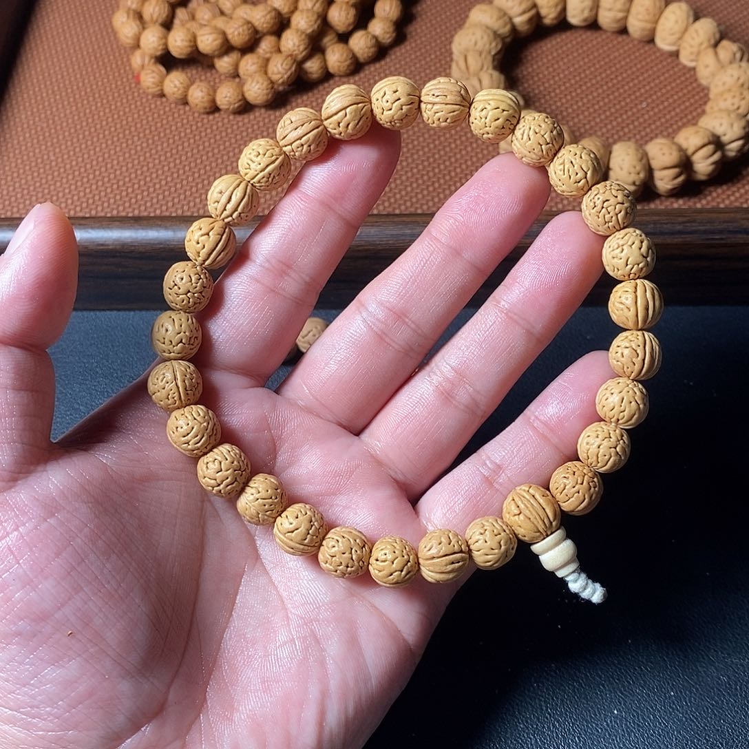 山***。磊落出品130红红火火