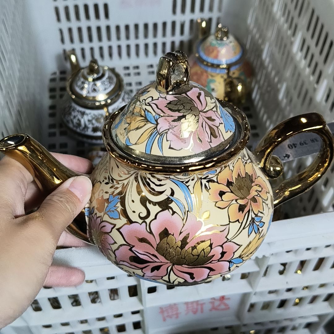 摆件陶瓷瑕疵明显介意勿拍哑光磨砂面。。。。